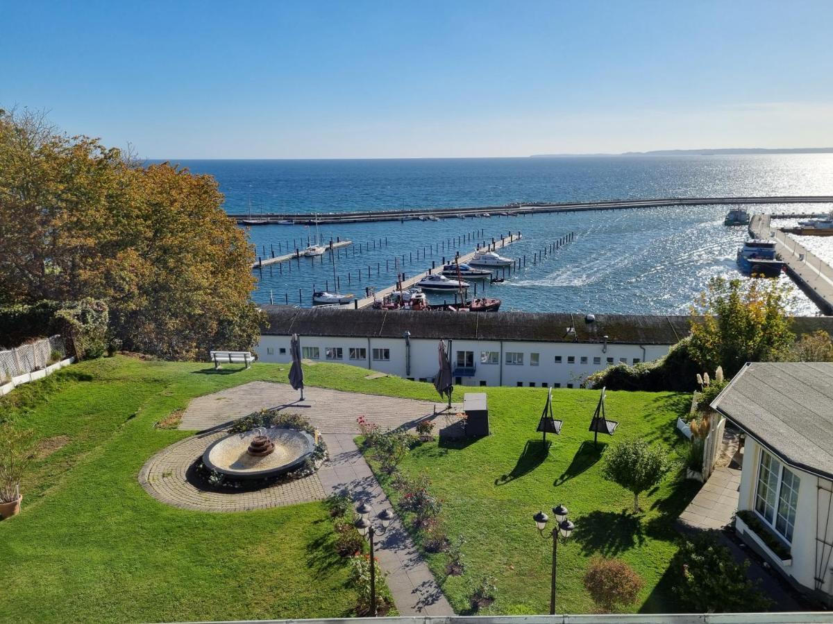 Hotel Waterkant Зассніц Екстер'єр фото