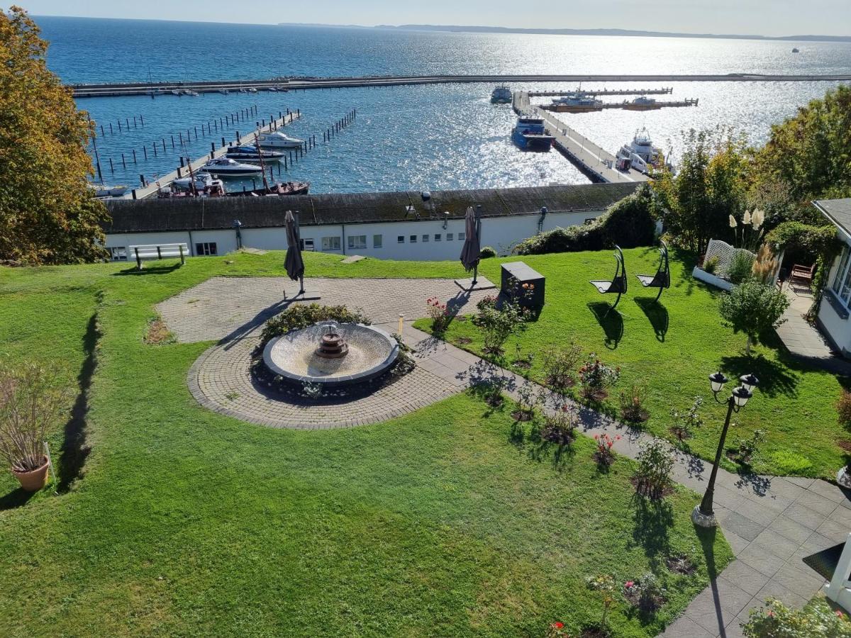 Hotel Waterkant Зассніц Екстер'єр фото