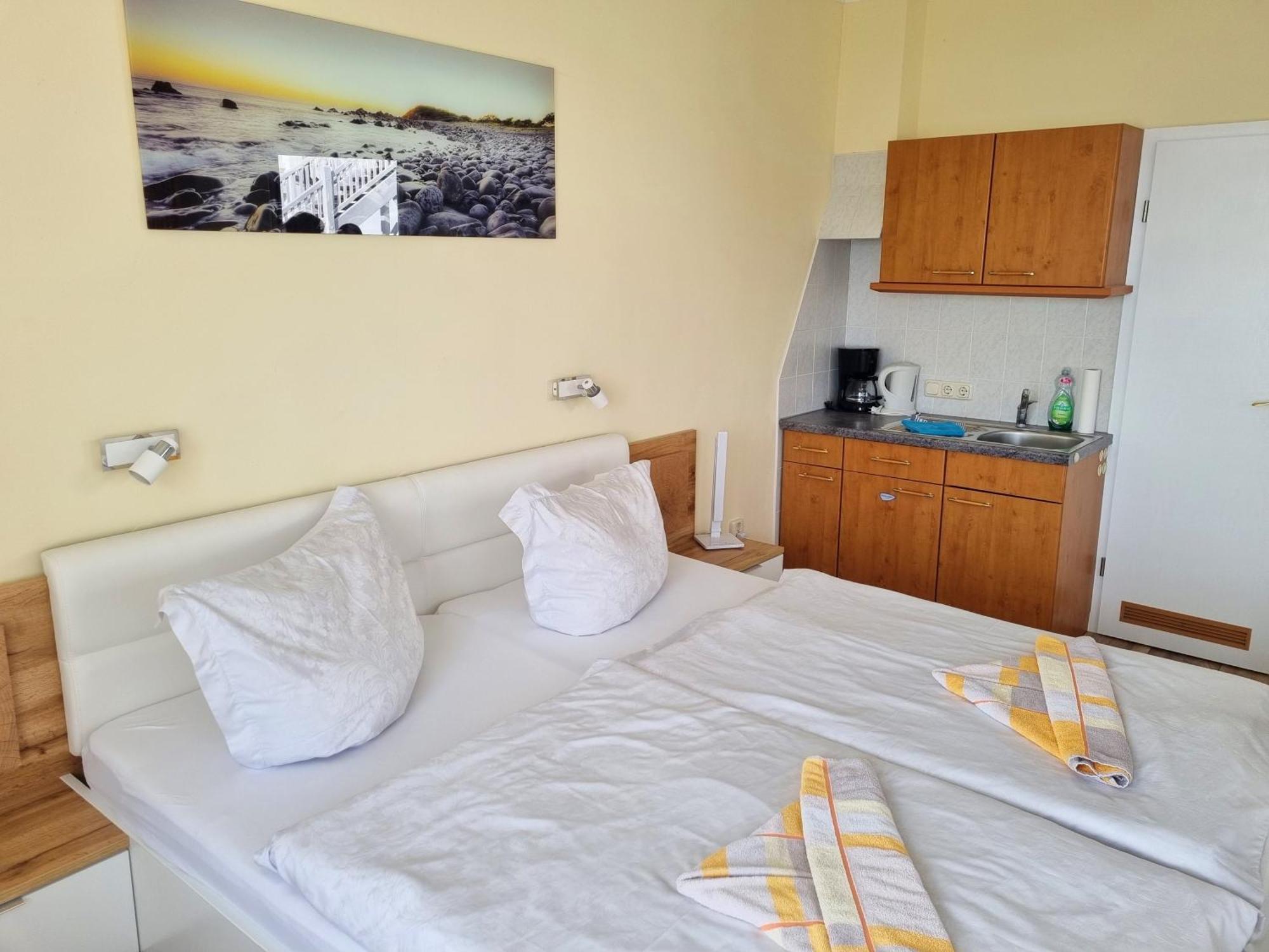 Hotel Waterkant Зассніц Екстер'єр фото