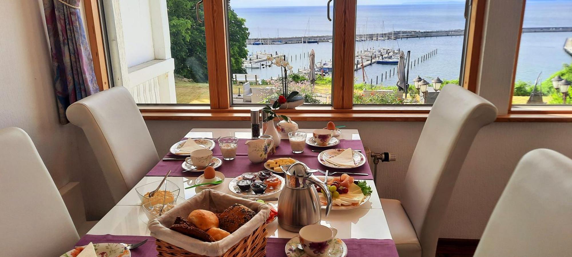 Hotel Waterkant Зассніц Екстер'єр фото